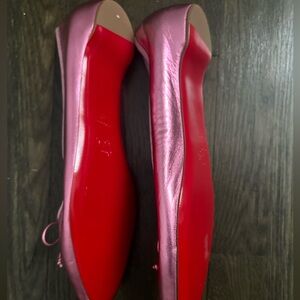 CHRISTIAN LOUBOUTIN ballerina flats
Brand NEW